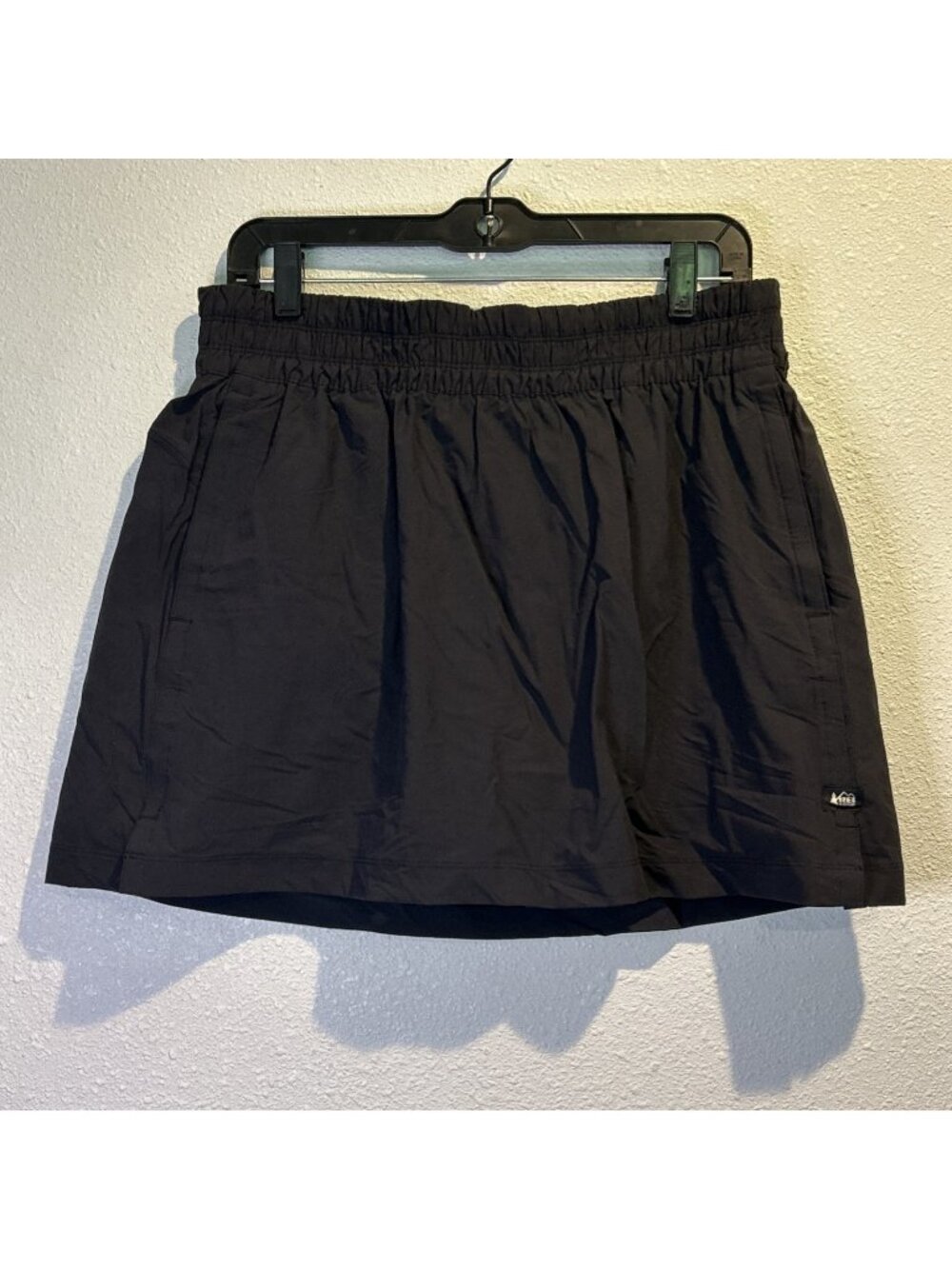 REI Co-op SKORT Womens LARGE Black Stretch Nylon Stretch Outdoor Hiking shorts